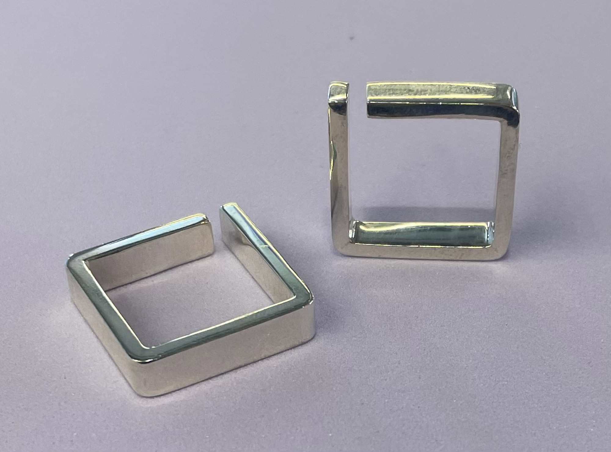 Кольцо квадратное из серебра