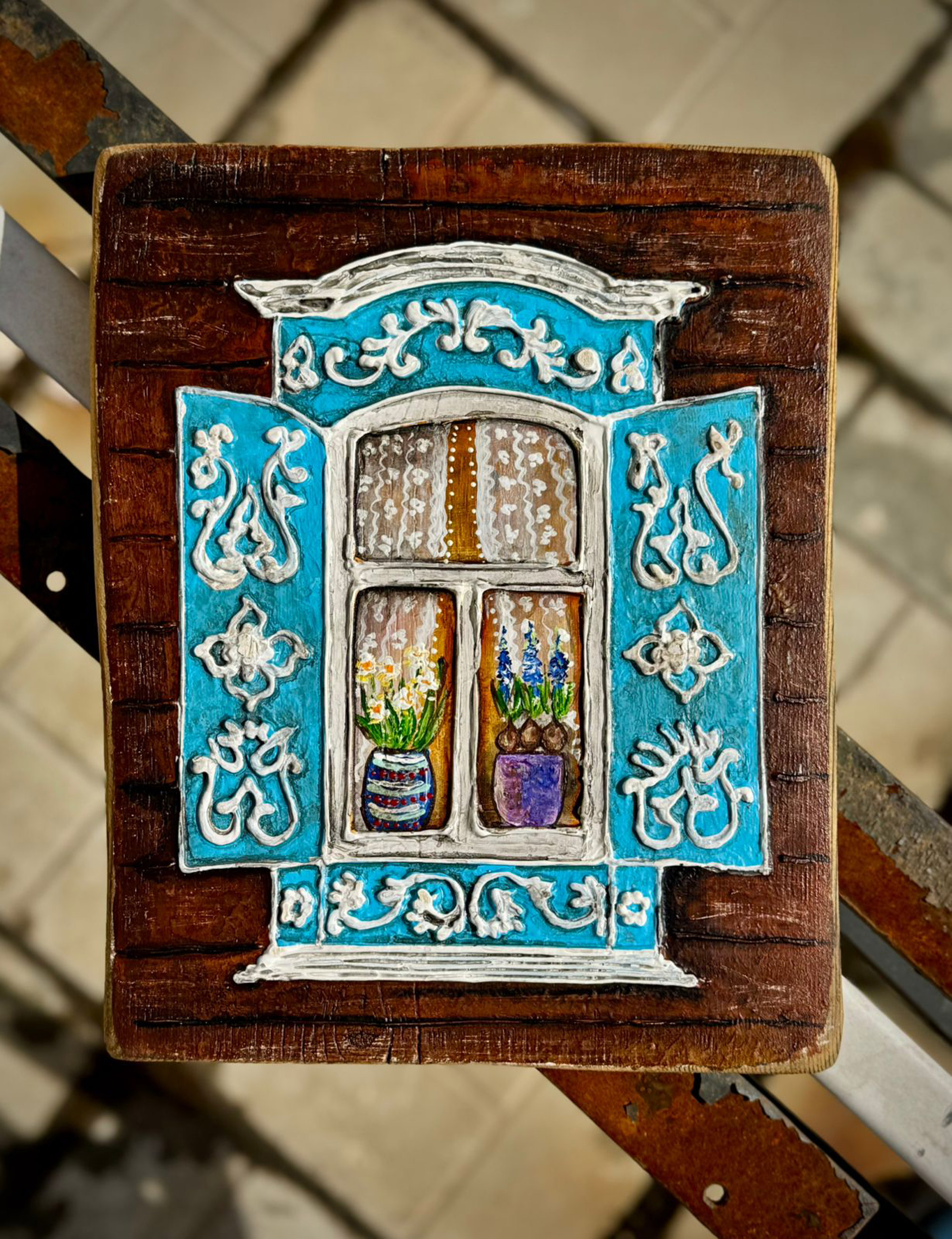 Северное окно. Геацинты